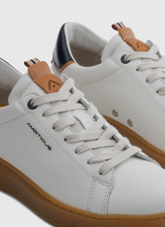 I am sorry, but "AKTIF" does not appear to be a word in Spanish. Could you please provide more context or check if there is a ty