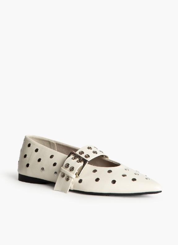 Schuh mit Tachuelas und Schnalle für Damen in Beige Farbe