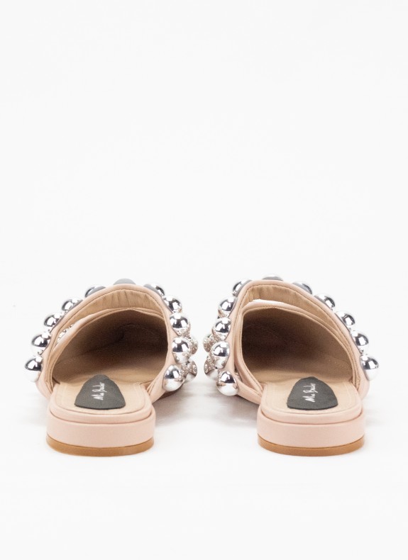 Zueco con Tachuelas para Mujer en Color Beige