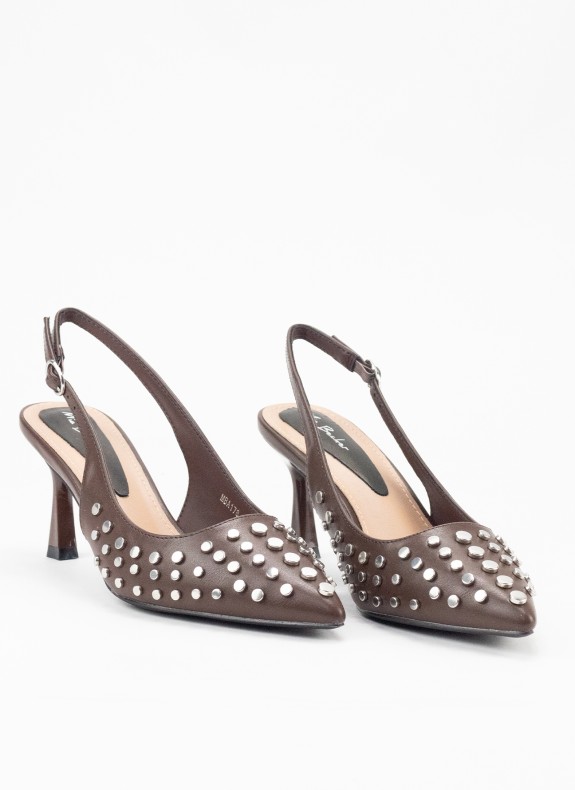 Zapato de Salón para Mujer de Color Marrón con Tacón y Tachuelas