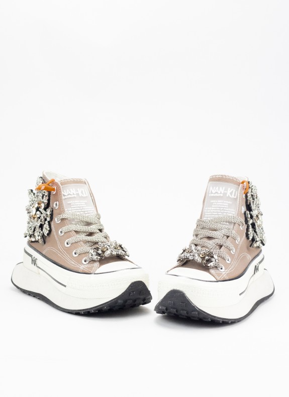 Botín Nan-Ku DSC-01 taupe