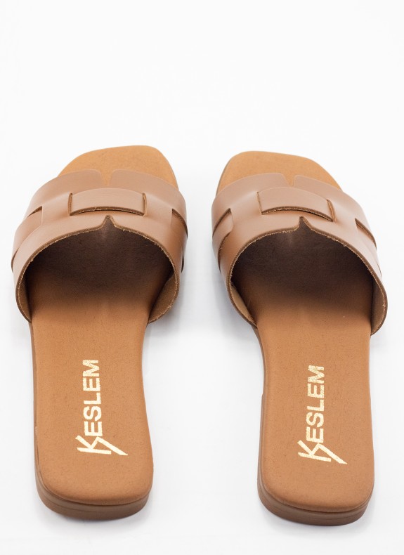 Sandale Plate en Cuir pour Femme de Couleur Cuir