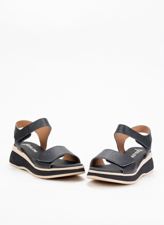 Sandale Sportive en Cuir pour Femme en Couleur Noire