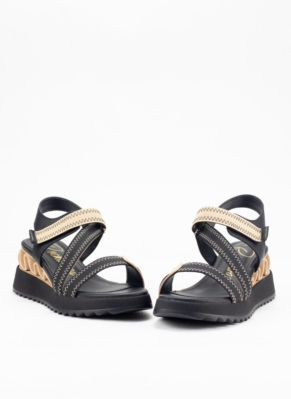 Désolé, mais il semble que "85657C" ne soit pas un texte en espagnol. Pourriez-vous fournir un autre texte à traduire ?