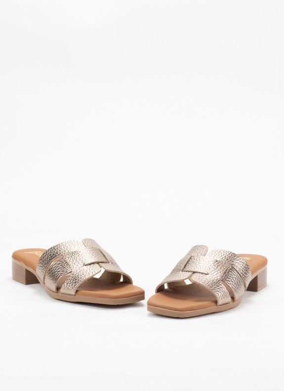 Sandale en Cuir avec Talon pour Femme en Couleur Cava