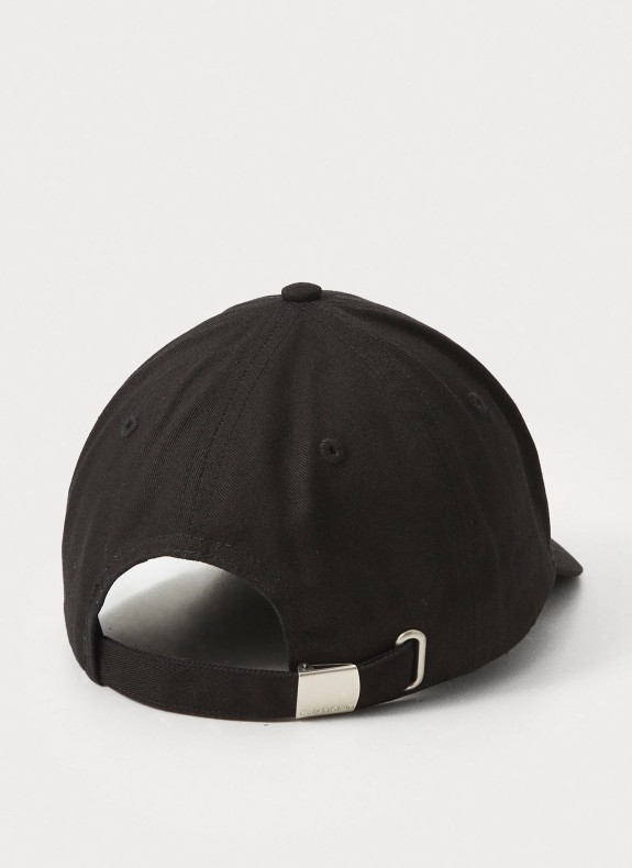 CASQUETTE DE BASEBALL BRODÉE AVEC LOGO