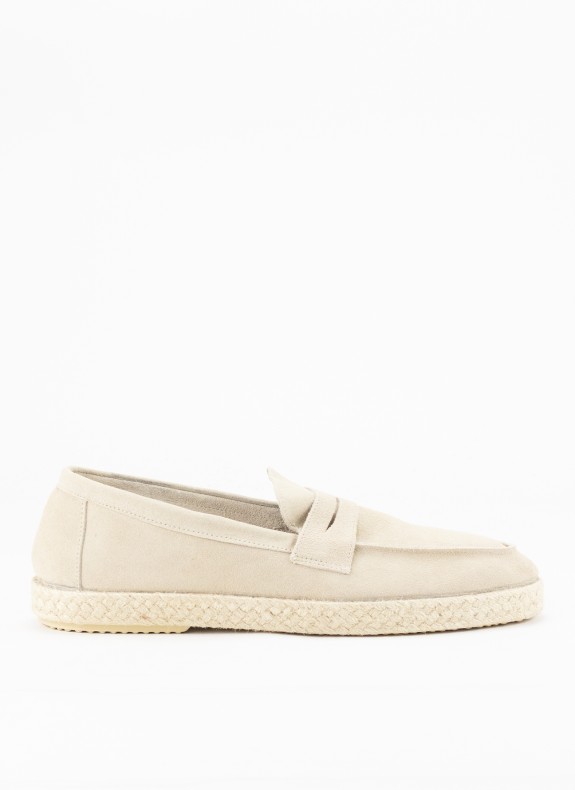 Chaussure pour homme en couleur beige