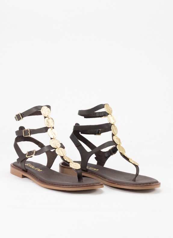 Sandalia Skin Plana per le donne in colore marrone con Tachuelas