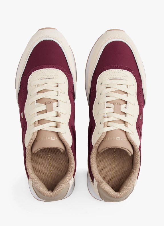 TH EASY RUNNER
