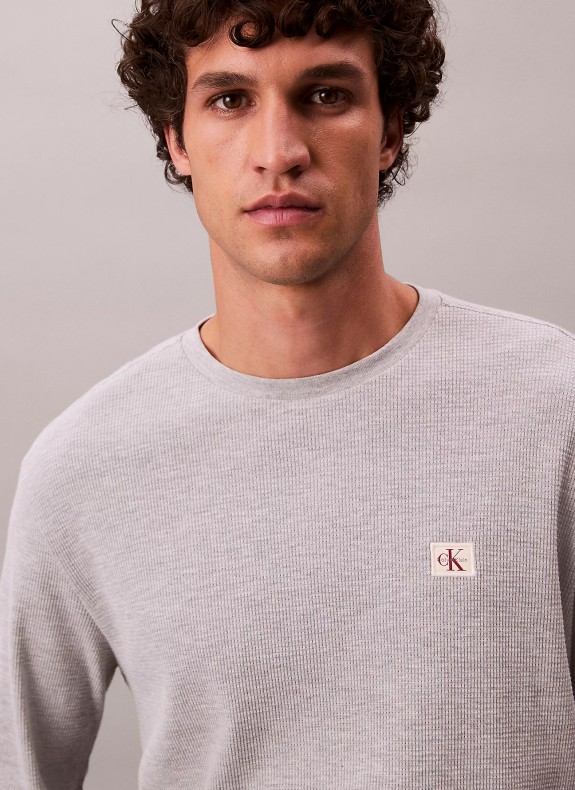 LS WAFFLE BADGE CREWNK TEE