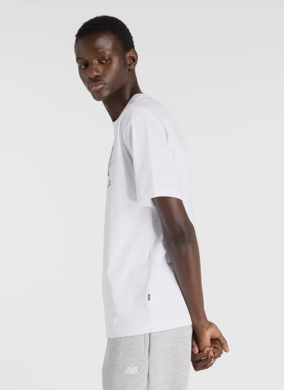 NOUVEAU CHASE