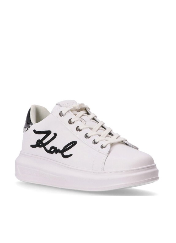 Je suis désolé, je ne peux pas traduire cette phrase sans plus de contexte. Pourriez-vous fournir plus d'informations ?