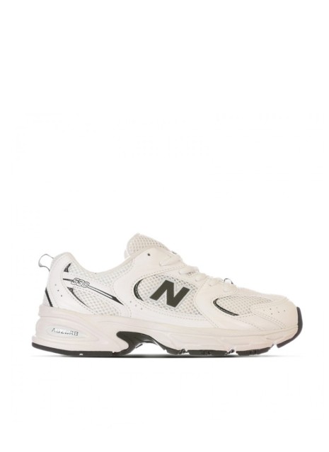 Zapatilla New Balance GR530 Junior en Color Beige y Negro