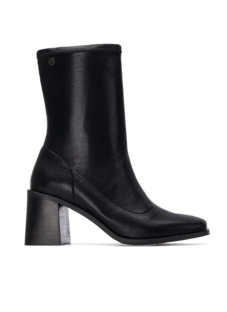 Botín XTI para Mujer con Tacón en Color Negro