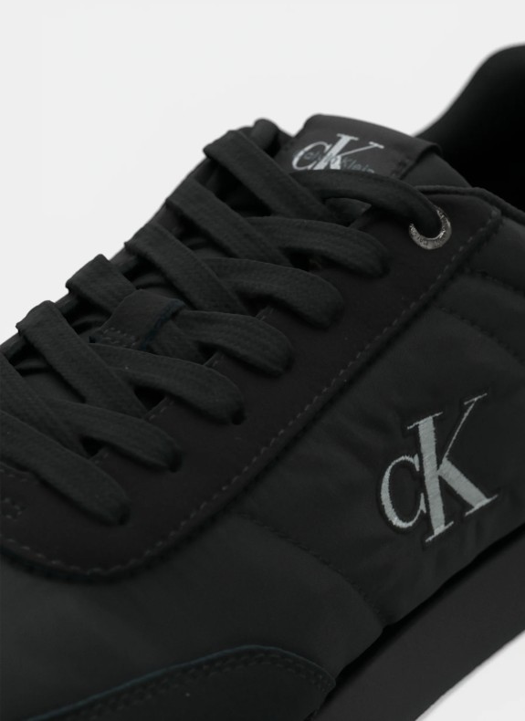 RETRO RUNNER ESS MIX MAT