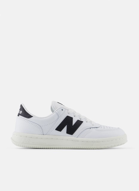 Zapatillas New Balance GST500 en color blanco para mujer