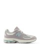 Zapatillas New Balance G2002 en color gris para mujer