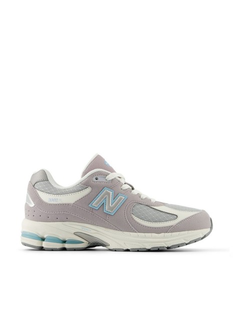 Zapatillas New Balance G2002 en color gris para mujer