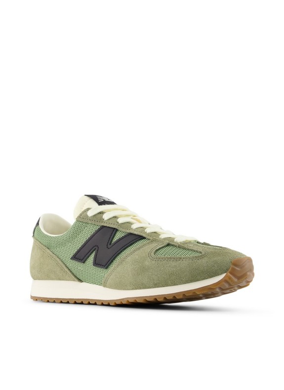 Zapatillas New Balance U471 en color verde para hombre
