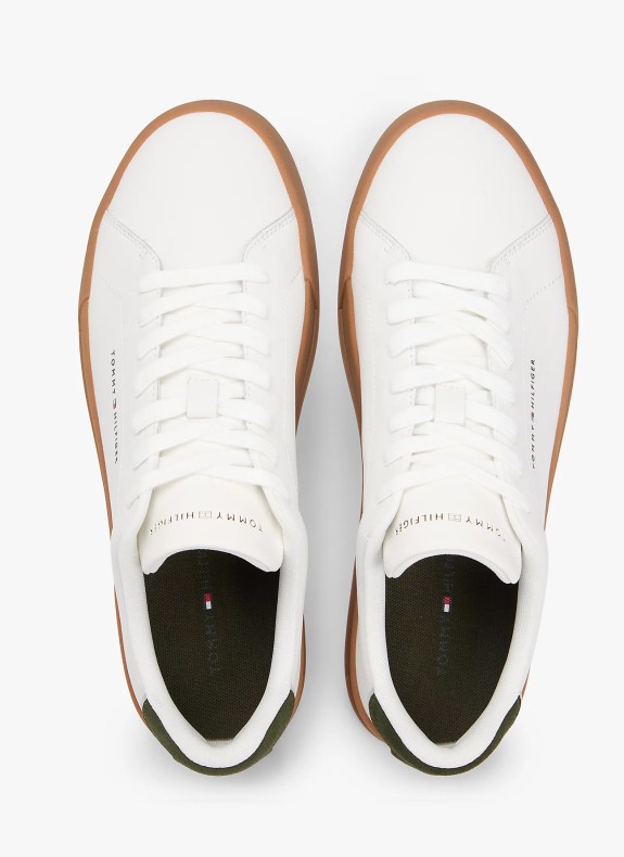 Zapatillas Tommy Hilfiger Th Court Lth Detail Ess en color beige para hombre