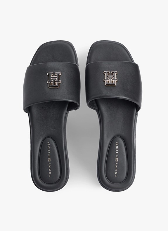 Sandales Tommy Hilfiger TH Logo Hardware en cuir noir pour femme