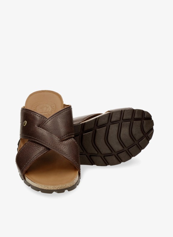 Sandalia Panama Jack Salman C17 en color marrón para hombre