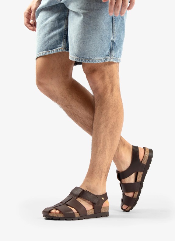 Sandalia Panama Jack Stanley C1en color marrón para hombre