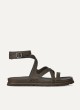 Sandalias UGG GoldenGaze Embossed en color marrón para mujer