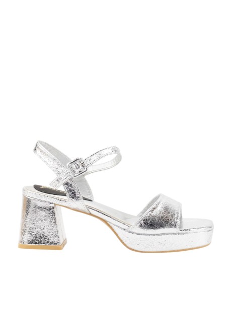 Sandale argentée à talon avec fermeture à boucle pour femme
