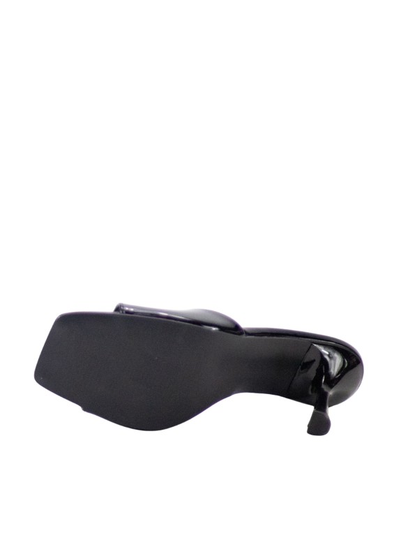 Sandalo Keslem Cala in colore nero per donna