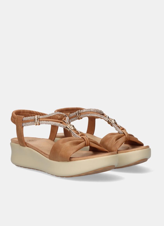 Sandalias Exe Shoes BZX43170-R24 en color camel para mujer