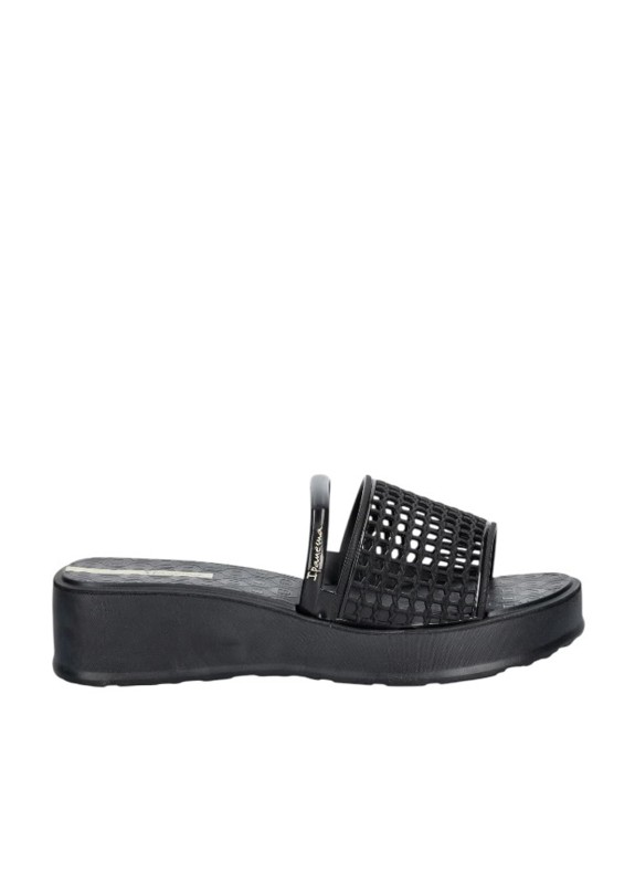 Chancla Ipanema Essence en color negro para mujer