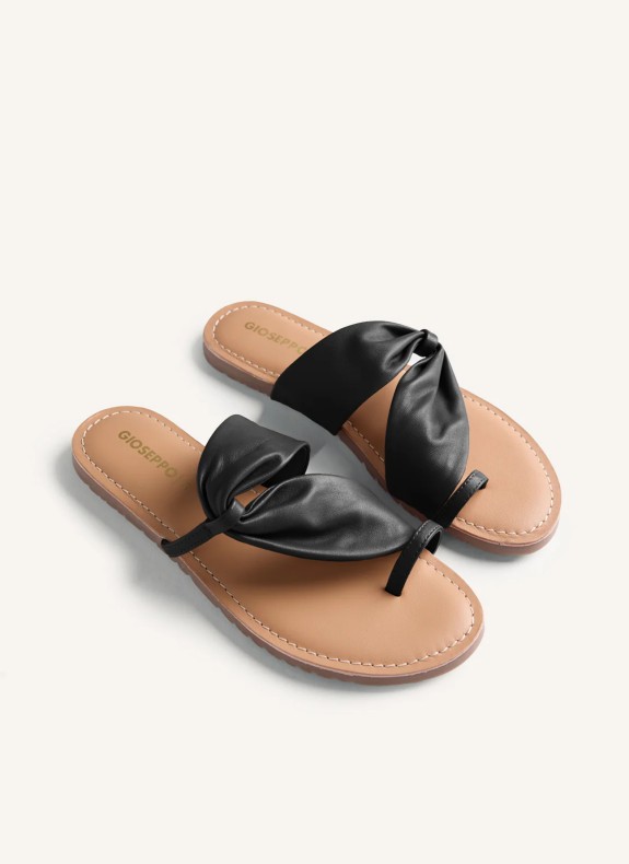 Sandalias Gioseppo Kiserian en color negro para mujer
