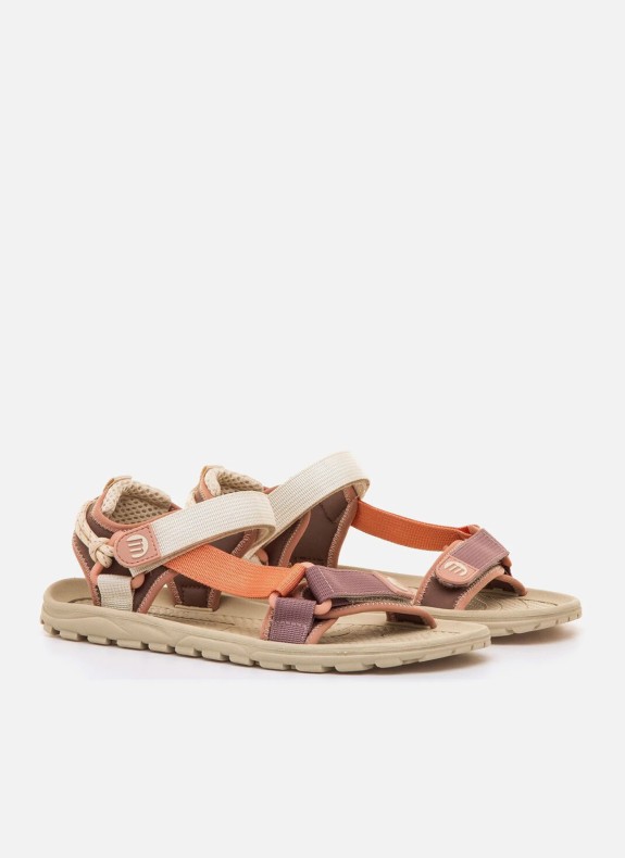 Sandalias barefoot Mustang 85517 en color naranja para mujer