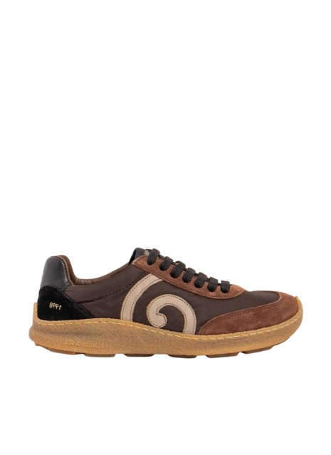 Zapatillas El Naturalista N5435A en color marrón para hombre