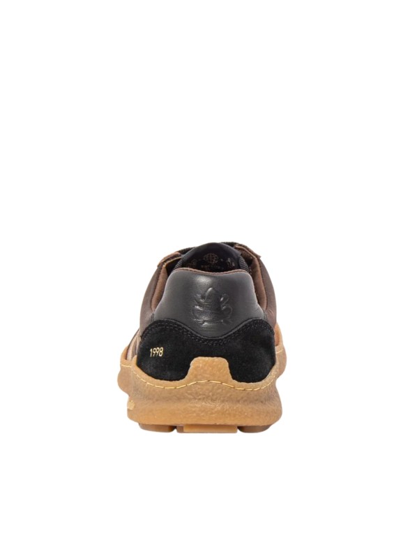 Zapatillas El Naturalista N5435A en color marrón para hombre