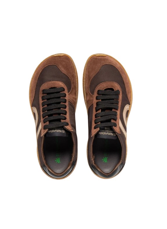 Zapatillas El Naturalista N5435A en color marrón para hombre