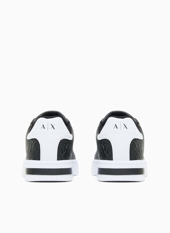 Zapatillas Armani Exchange XM000140 en color negro para hombre