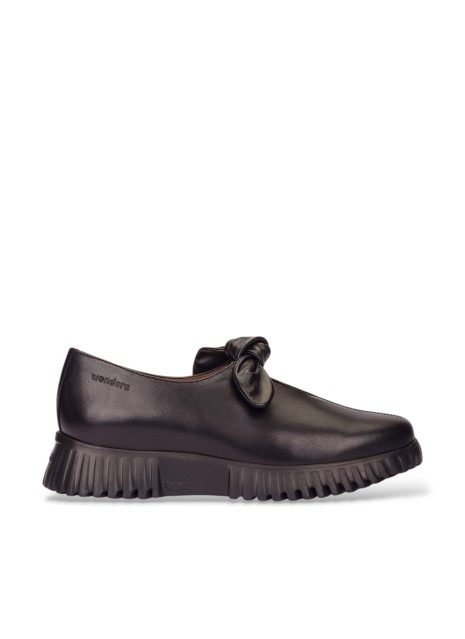 Zapato Wonders A-4421 en color negro para mujer