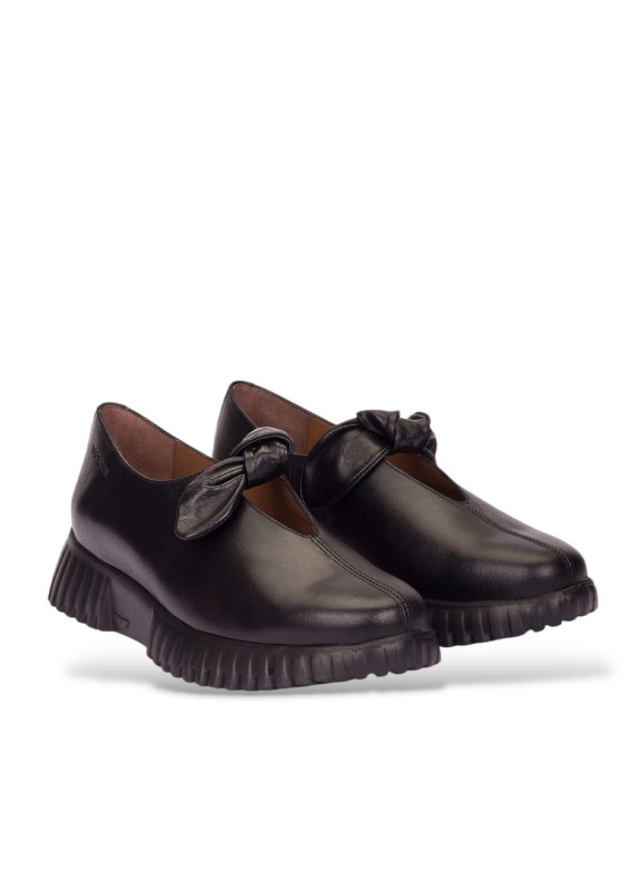 Scarpa Wonders A-4421 in colore nero per donna