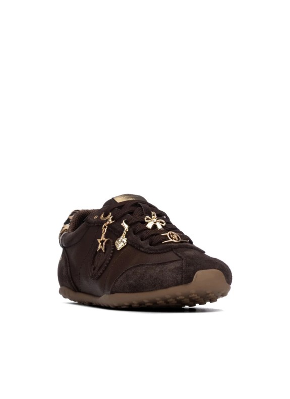 Zapatillas Carmela 16438401 en color marrón para mujer